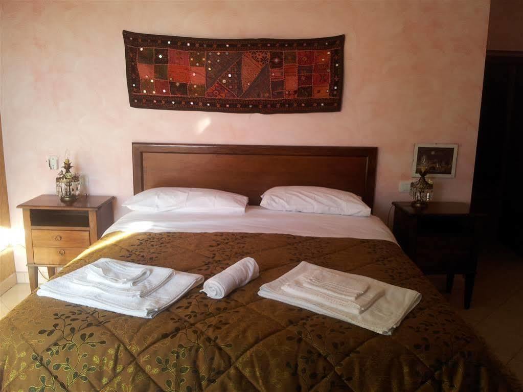 Piazza Salento Bed & Breakfast Lecce Exterior photo