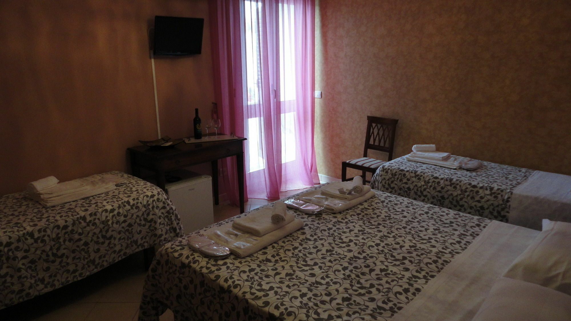 Piazza Salento Bed & Breakfast Lecce Exterior photo