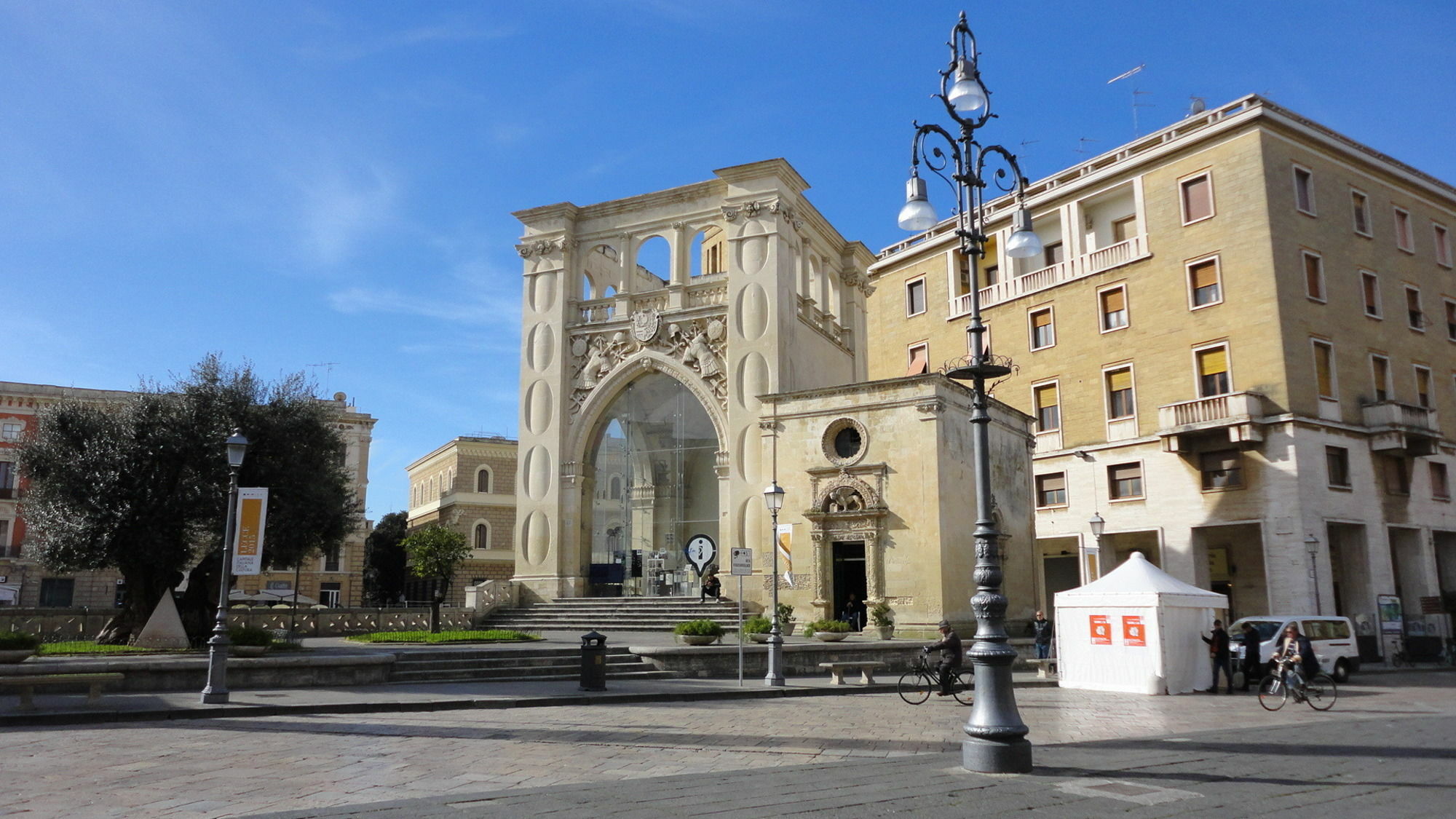 Piazza Salento Bed & Breakfast Lecce Exterior photo